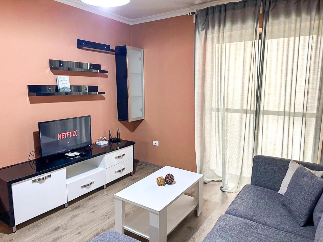 Grand Park 2Br Apartment Tirana Bagian luar foto
